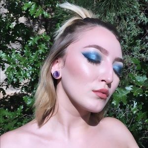 Meet your Posher, Terryn sydney